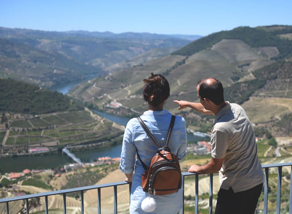 VISIT TO THE VIEWPOINT OF CASAL DE LOIVOS - ONE OF THE MOST INTERESTING OF LANDSCAPE OF THE DOURO WINE REGION